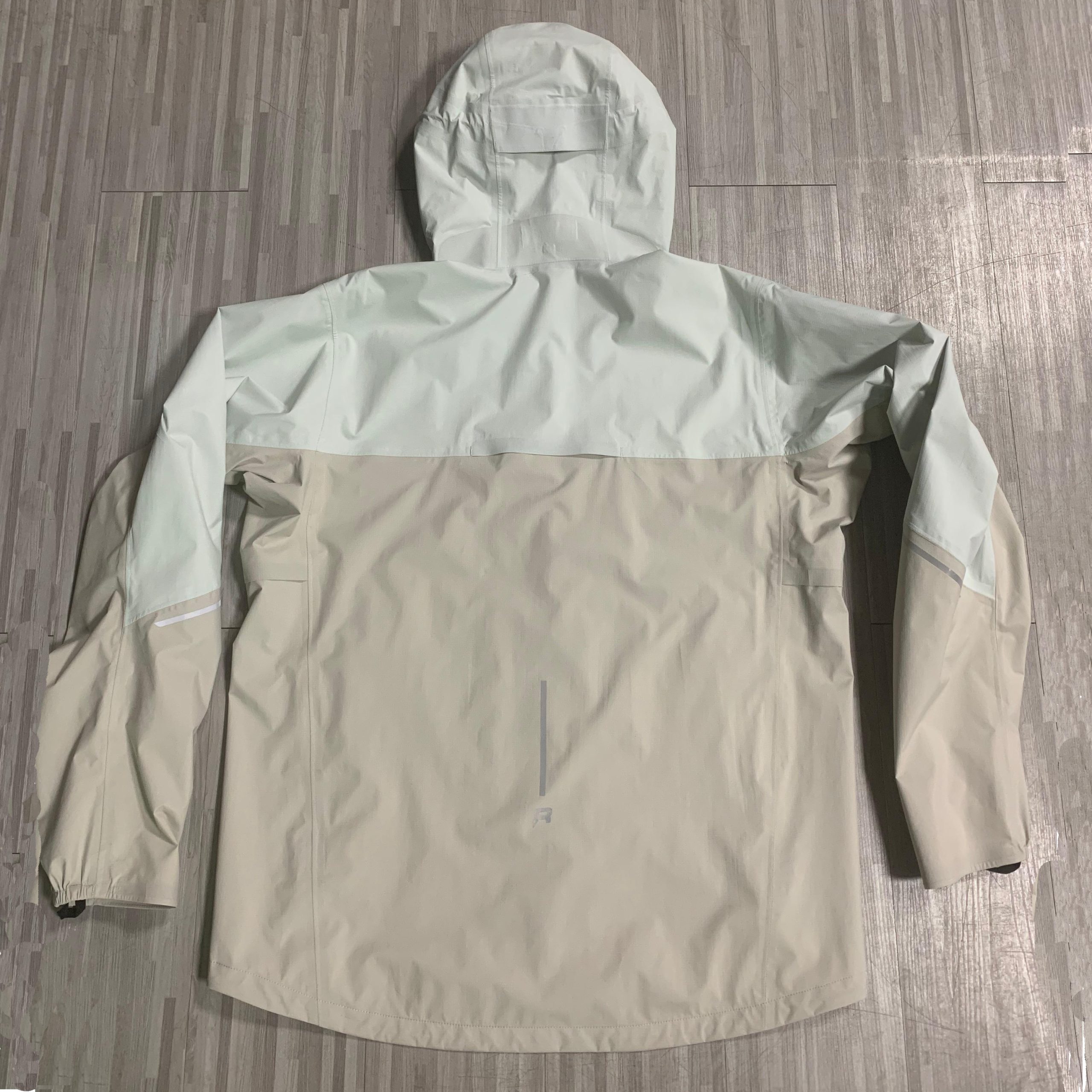 Men's Waterproof fully-taped jacket - Image 2
