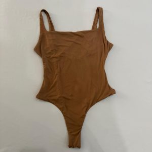 Women's sculpting bodysuit