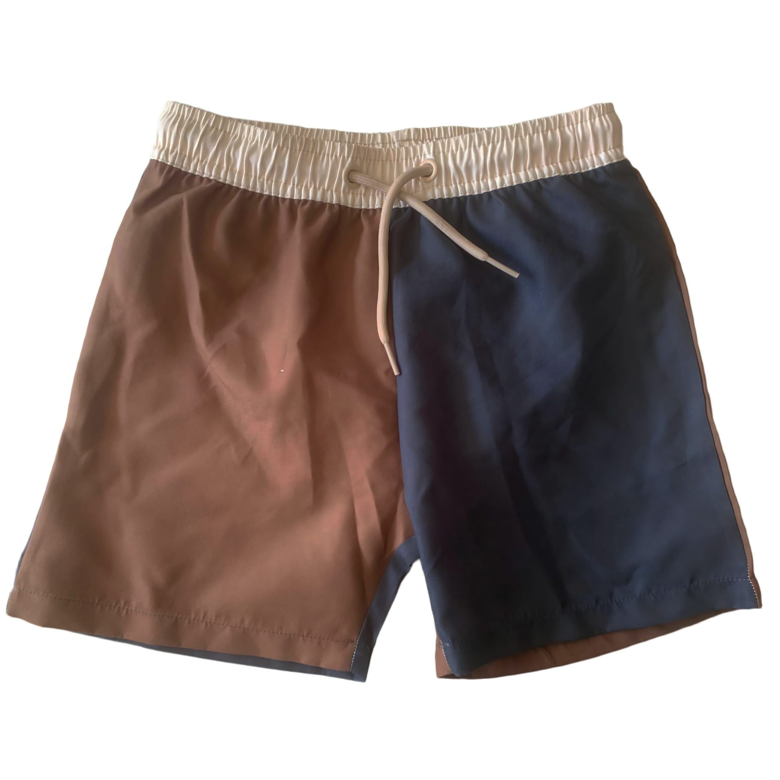 Boy's beach shorts - Image 2