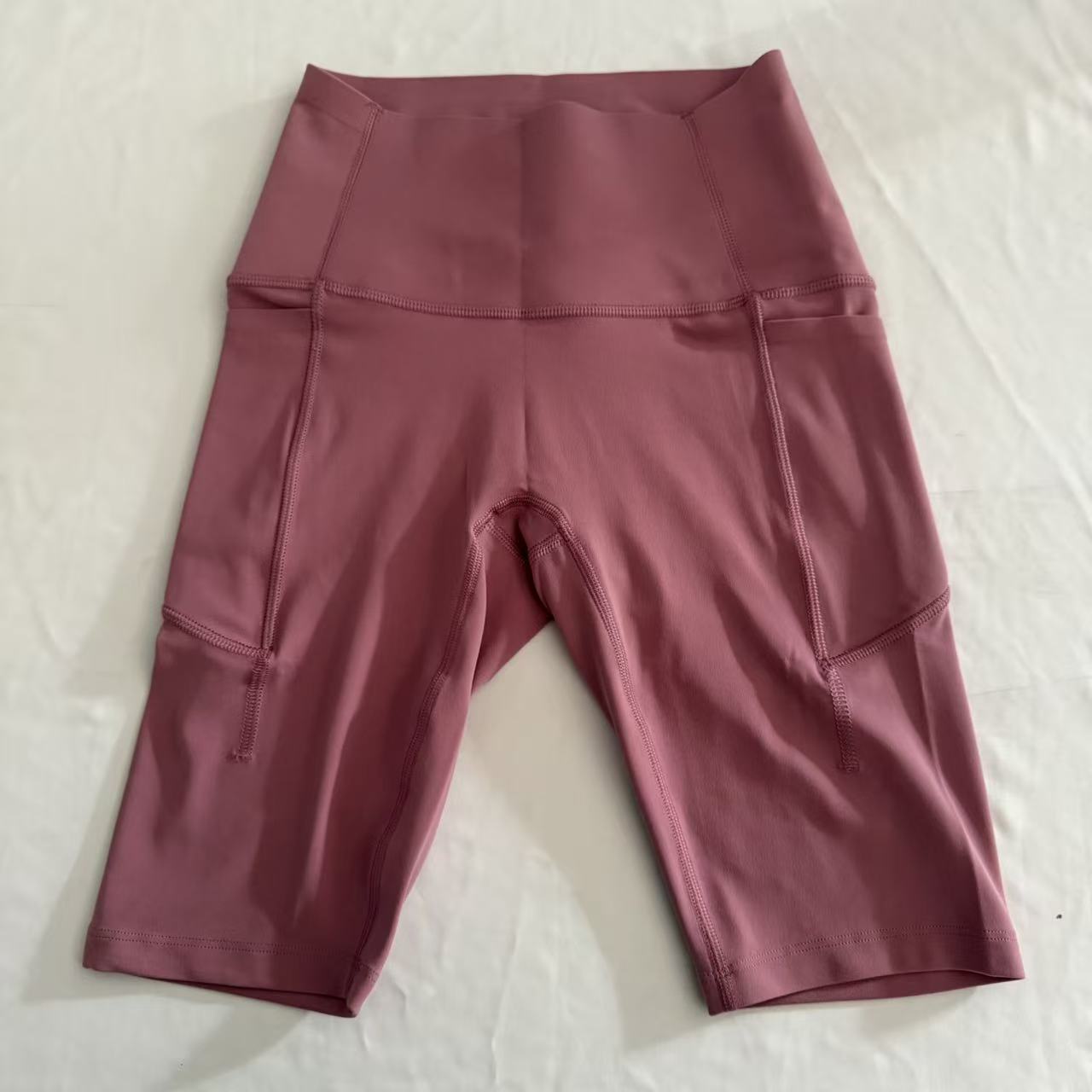 Women’s tight shorts